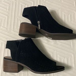 Brand new! Lucky brand heels